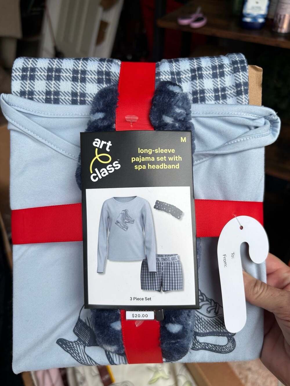 Art Class Long-Sleeve Pajama Set Size M Blue Ice Skating